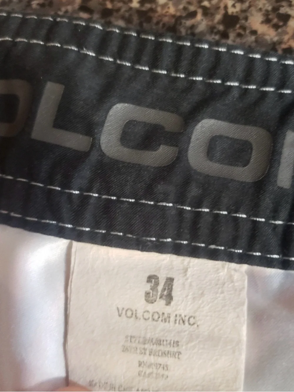 Volcom men swim